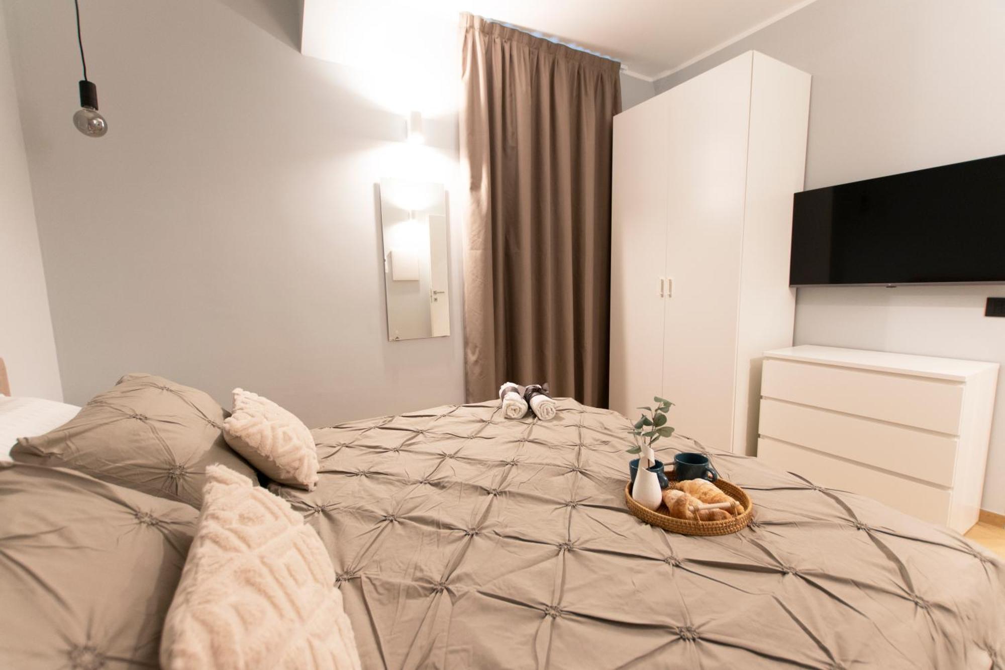 Апартаменты Ihost Luxury -Free Parking- Plana 6 Милан Экстерьер фото