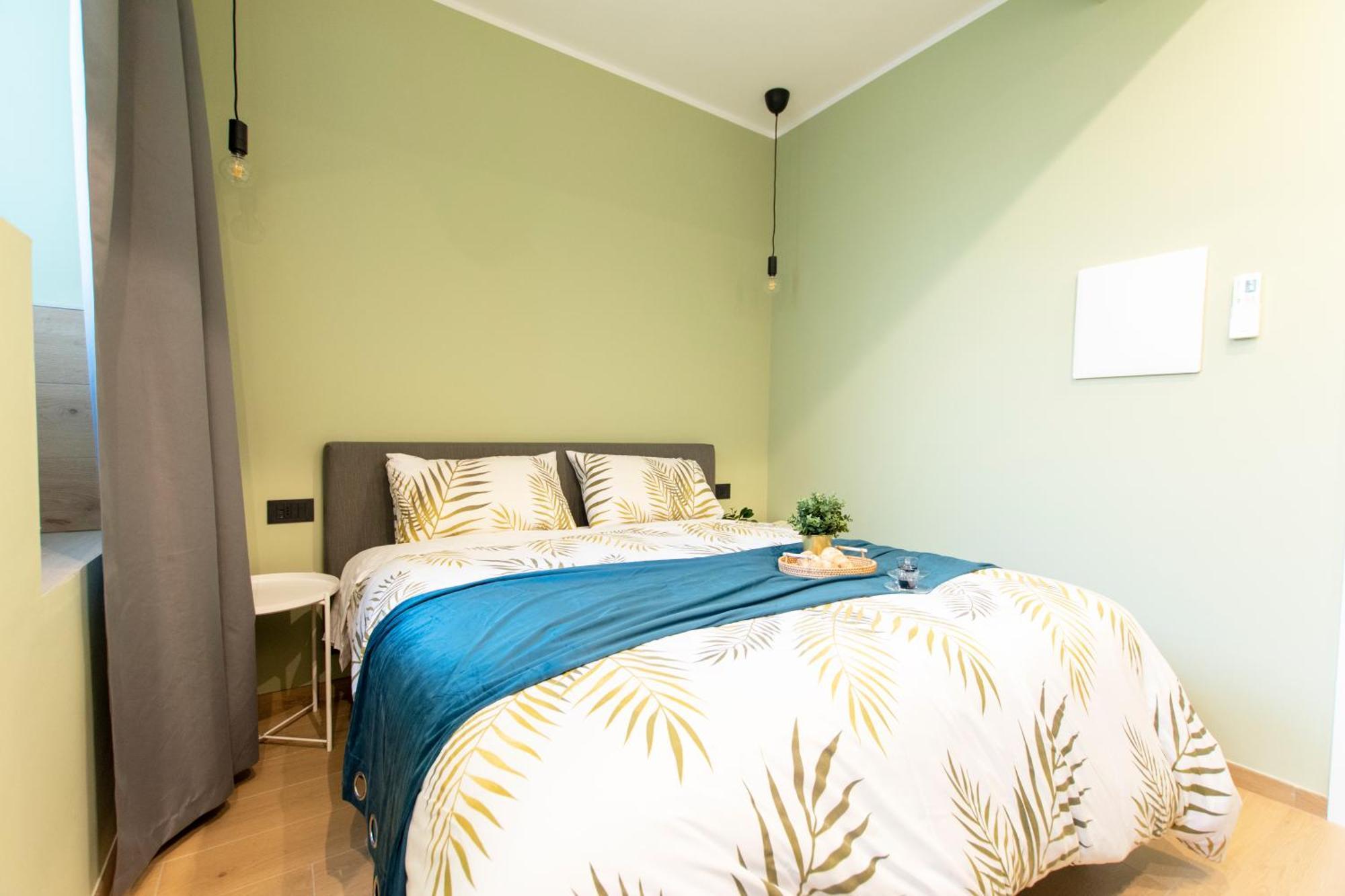 Апартаменты Ihost Luxury -Free Parking- Plana 6 Милан Экстерьер фото